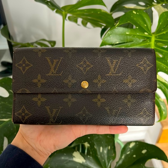 Louis Vuitton Handbags - Louis Vuitton Wallet